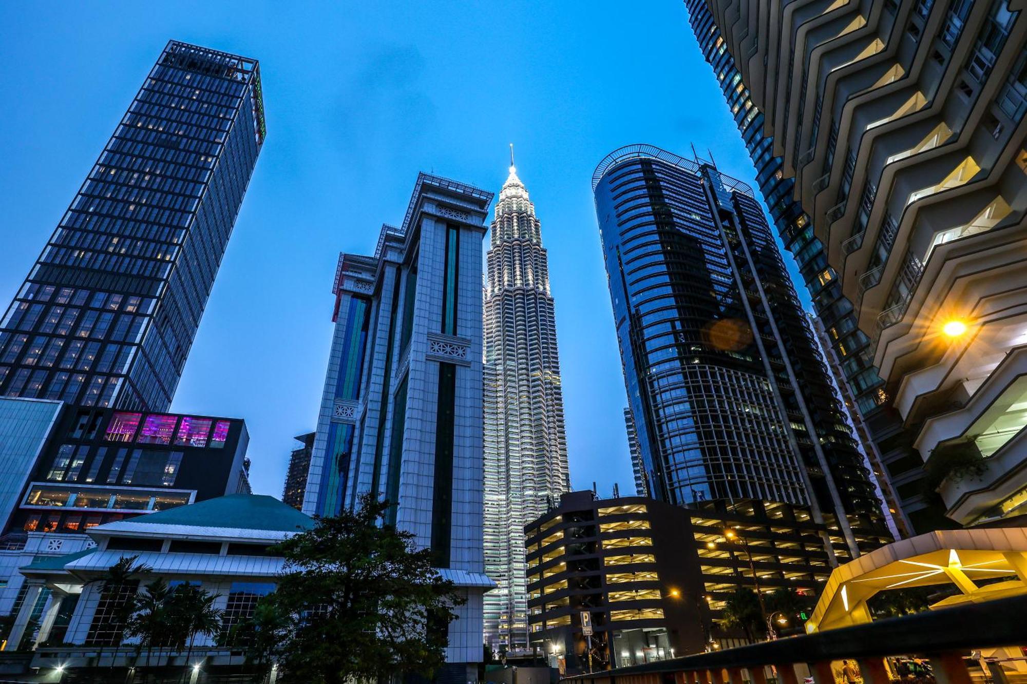 Calm Sojourn, Sky Suites Klcc Kuala Lumpur Exterior foto